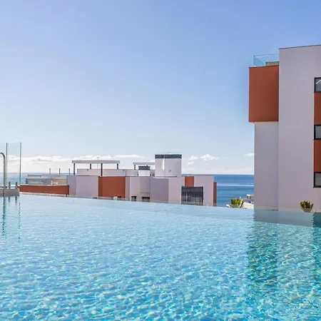 Ensuite Penthouse Panoramic Sea View With Jacuzzi Fuengirola